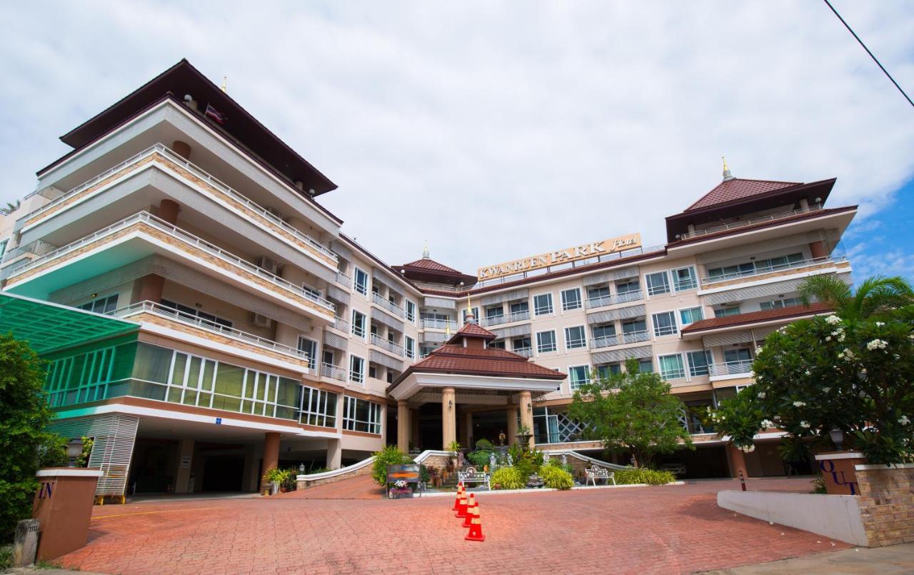 Kwan Ruen Park Hotel
