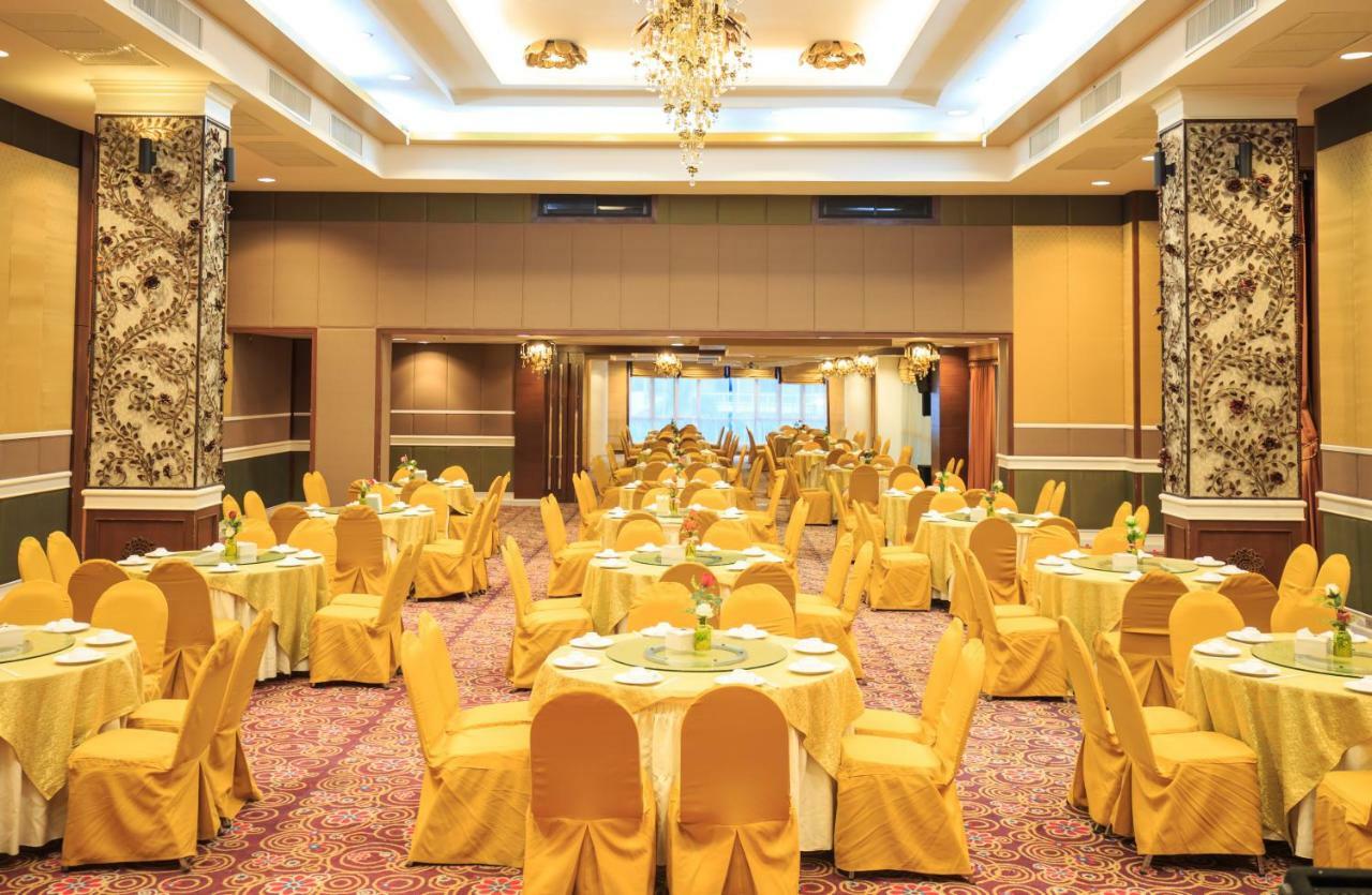 Hotel Kwan Ruen Park Nakhon Ratchasima