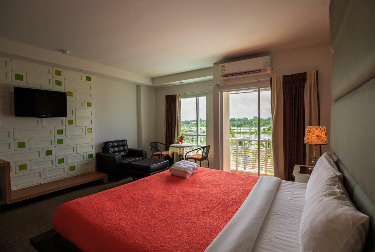 Hotel Kwan Ruen Park Nakhon Ratchasima